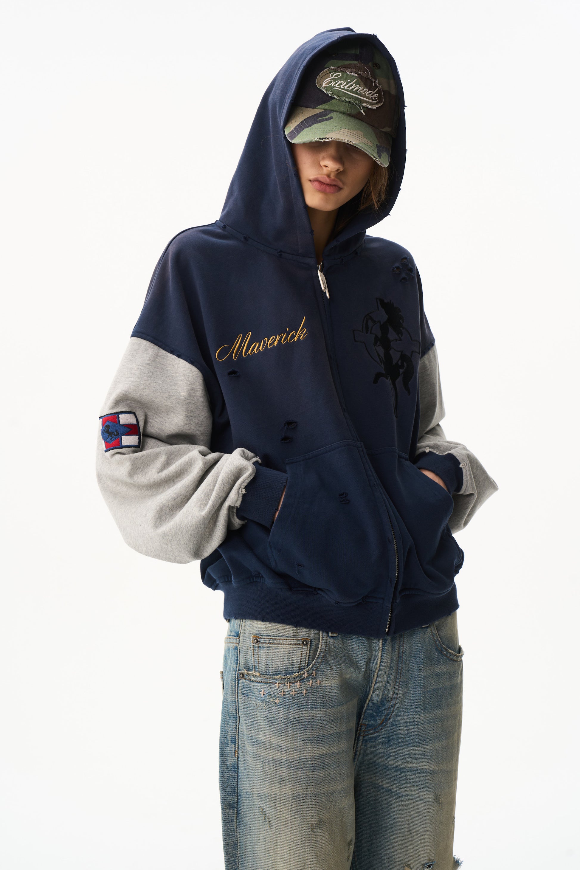 BLIND NO PLAN EXITMODE 26SS Color-Block Washed Cross Horse Hoodie