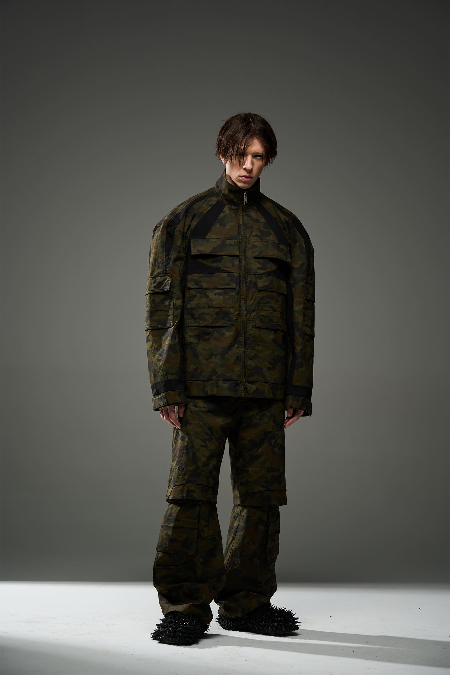 BLINDNOPLAN 24SS Color contrast camouflage overalls