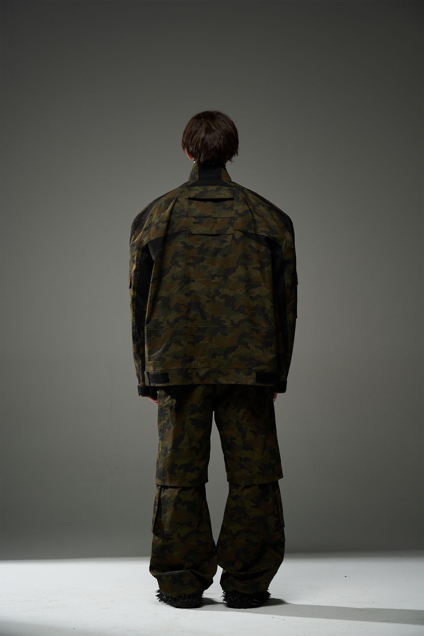 BLINDNOPLAN 24SS Color contrast camouflage overalls