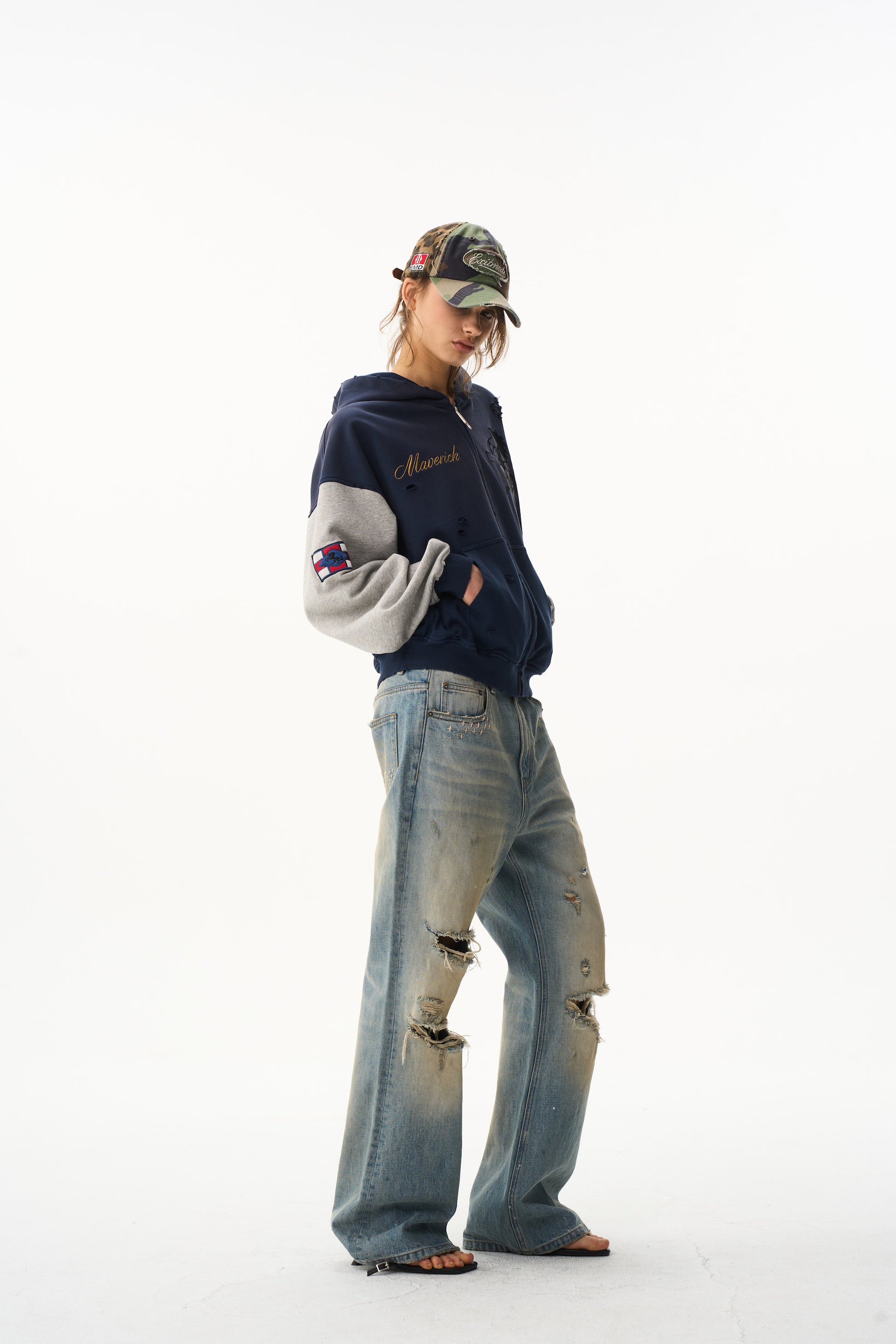 BLIND NO PLAN EXITMODE 26SS Color-Block Washed Cross Horse Hoodie