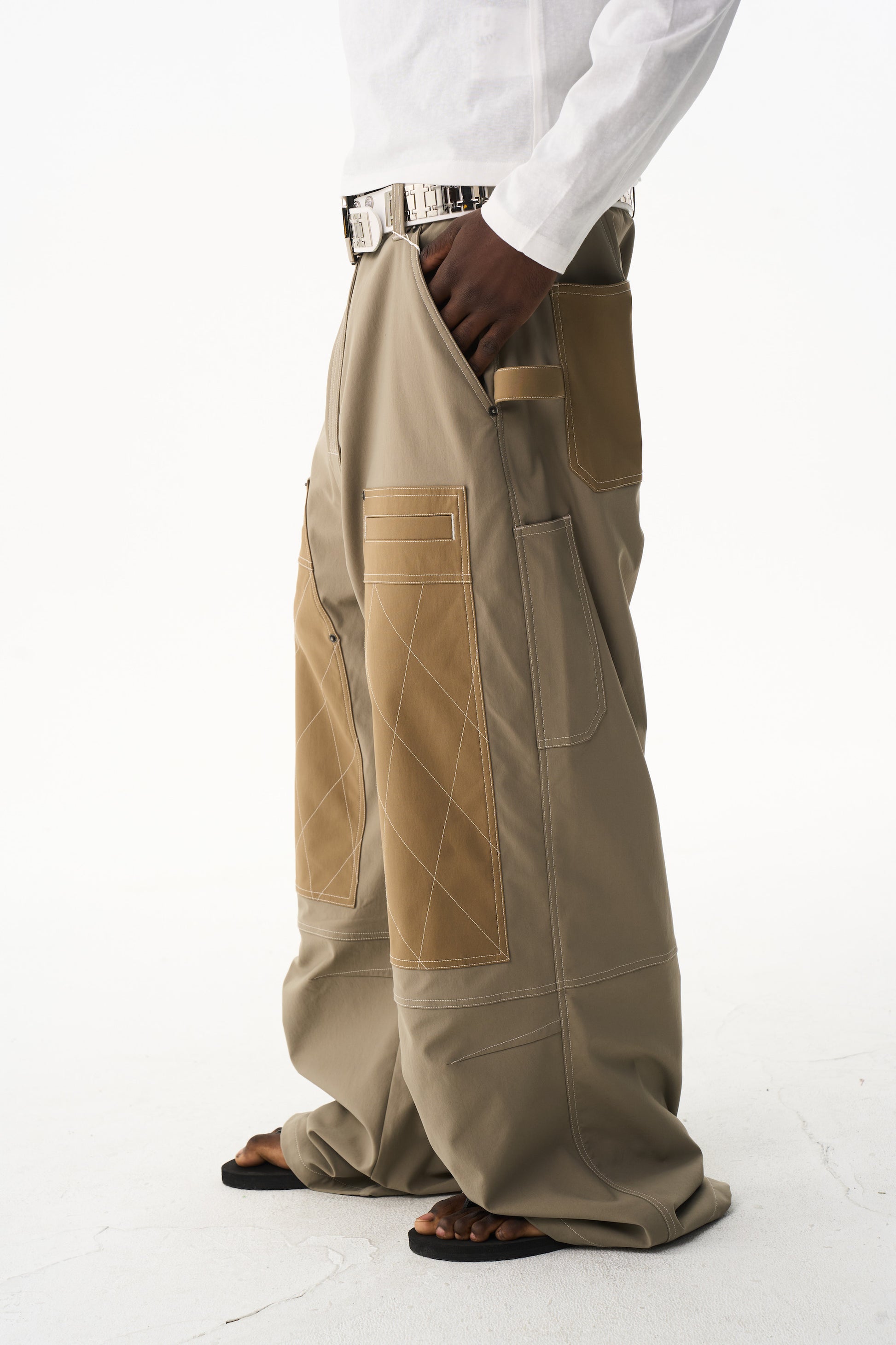 BLIND NO PLAN EXITMODE 26SS Color-Block Quilted Lumber Pants