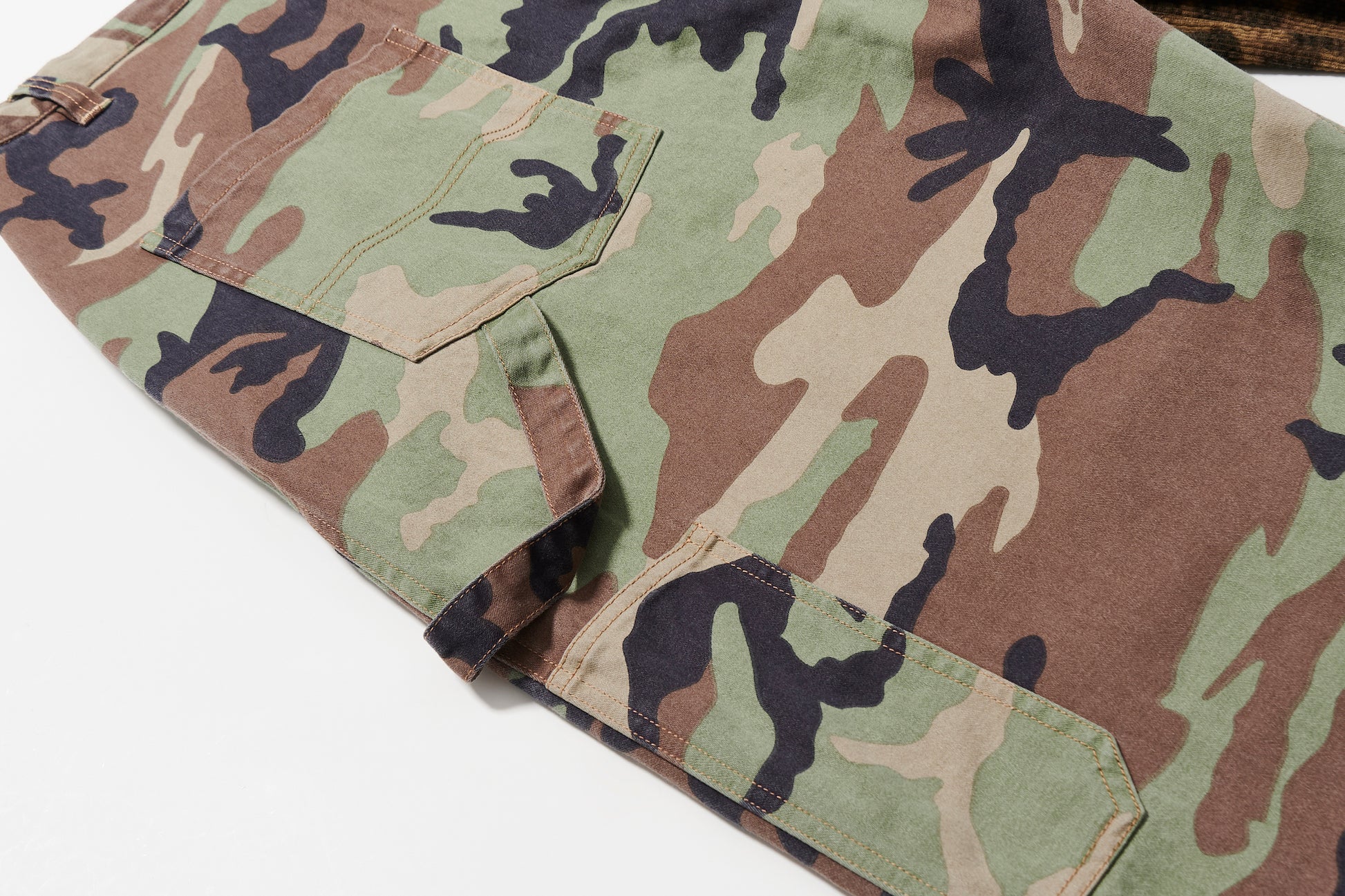 BLIND NO PLAN EXITMODE 26SS Baggy Patchwork Camouflage & Leopard Lumberjack Pants