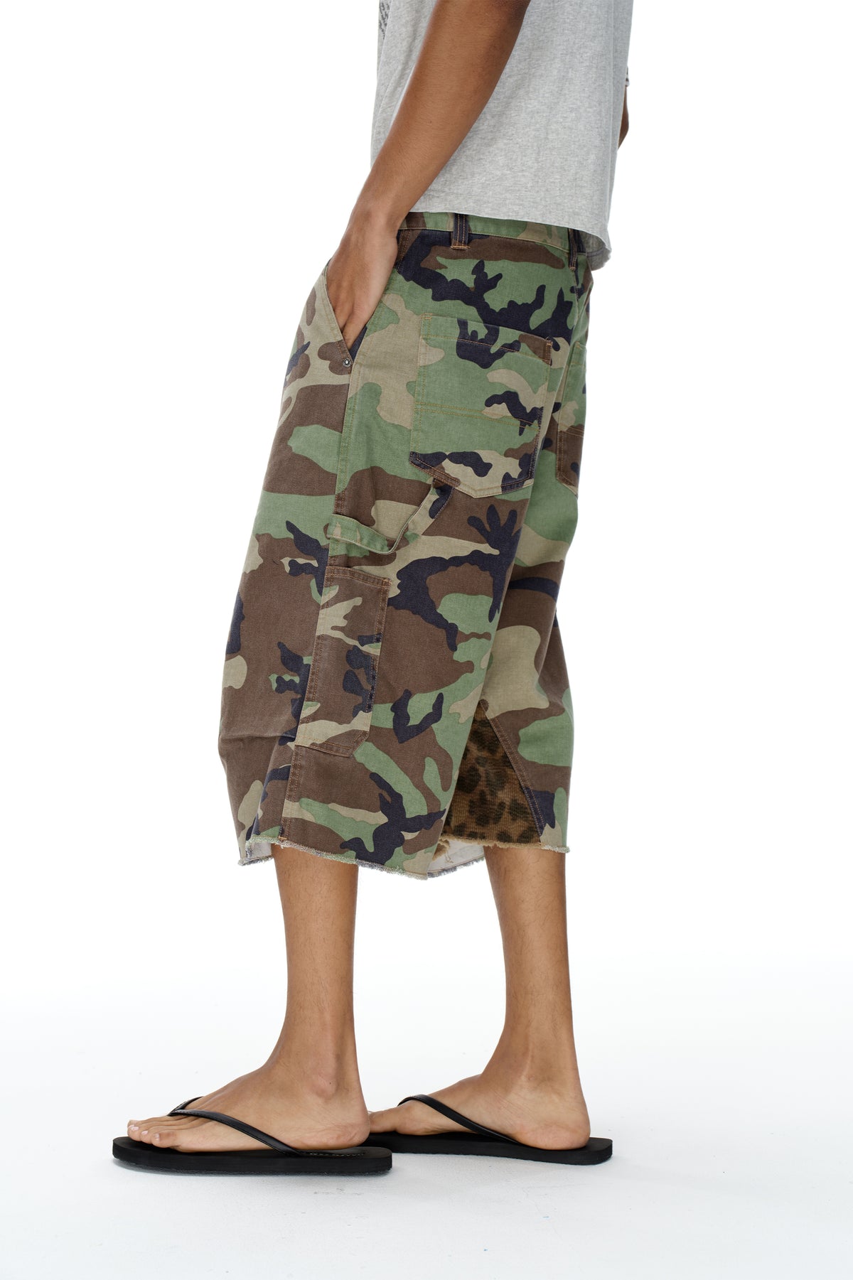 EXITMODE EXITMODE Relaxed Color-Block Patchwork Camouflage and Leopard-Print Carpenter Shorts – Unisex